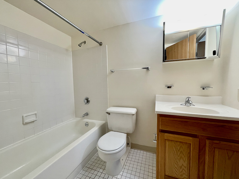 400 Massachusetts Ave, South End