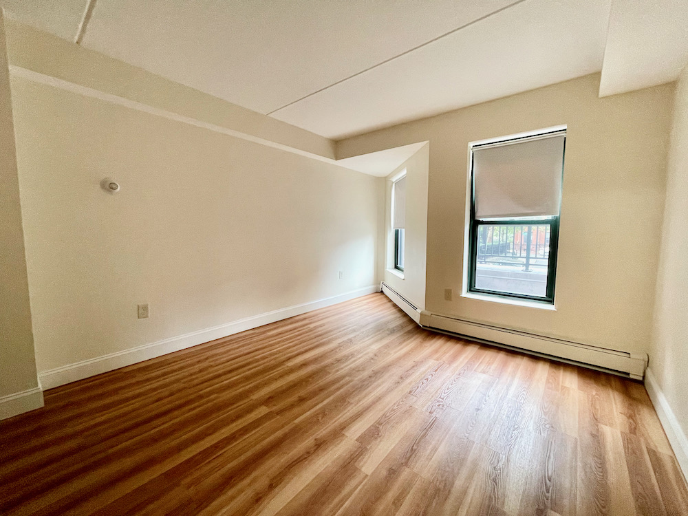 400 Massachusetts Ave, South End