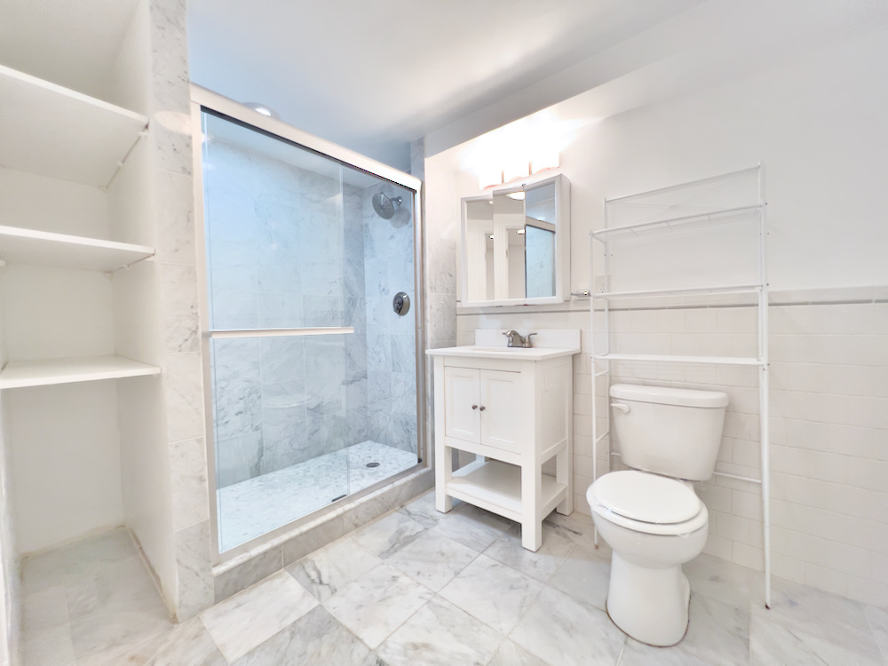 105 Queensberry St, Fenway