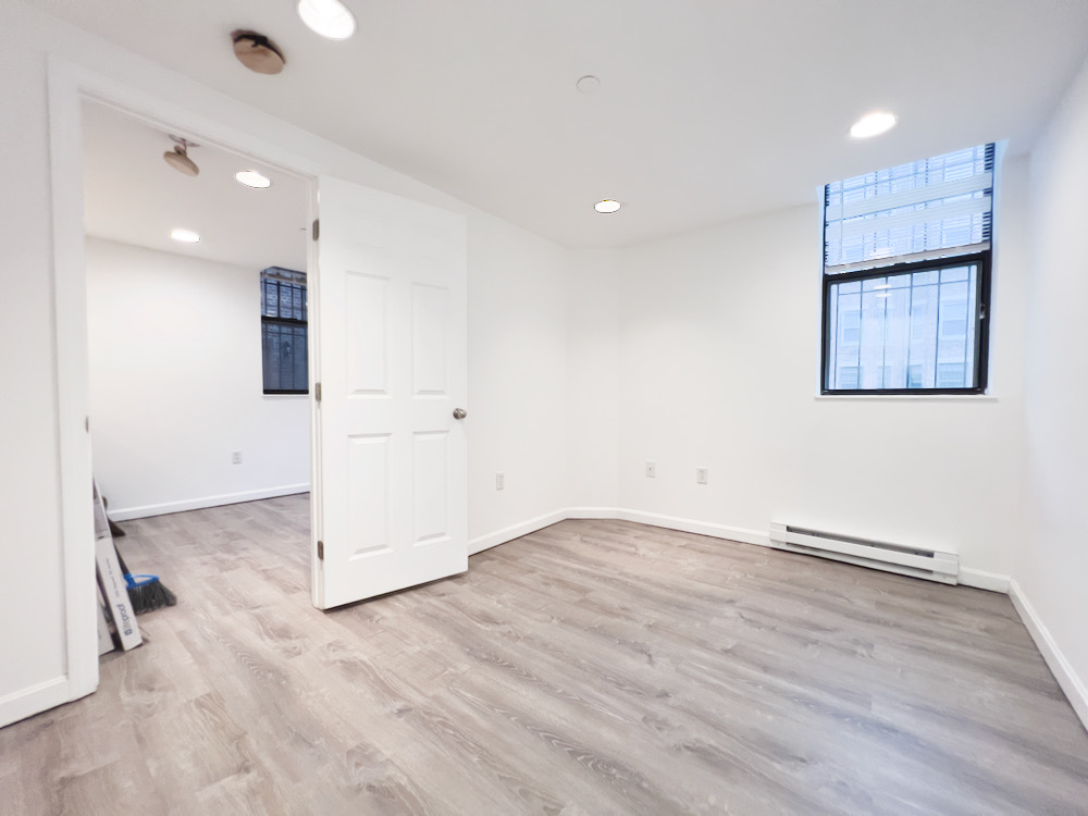 105 Queensberry St, Fenway