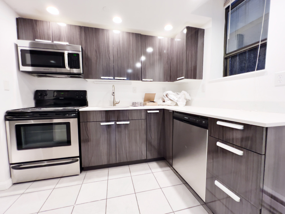 105 Queensberry St, Fenway