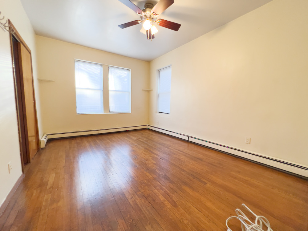 4 bed, 2 bath apartment for rent at 47 Park Vale Ave Unit 3, Allston — photo 16 of 19