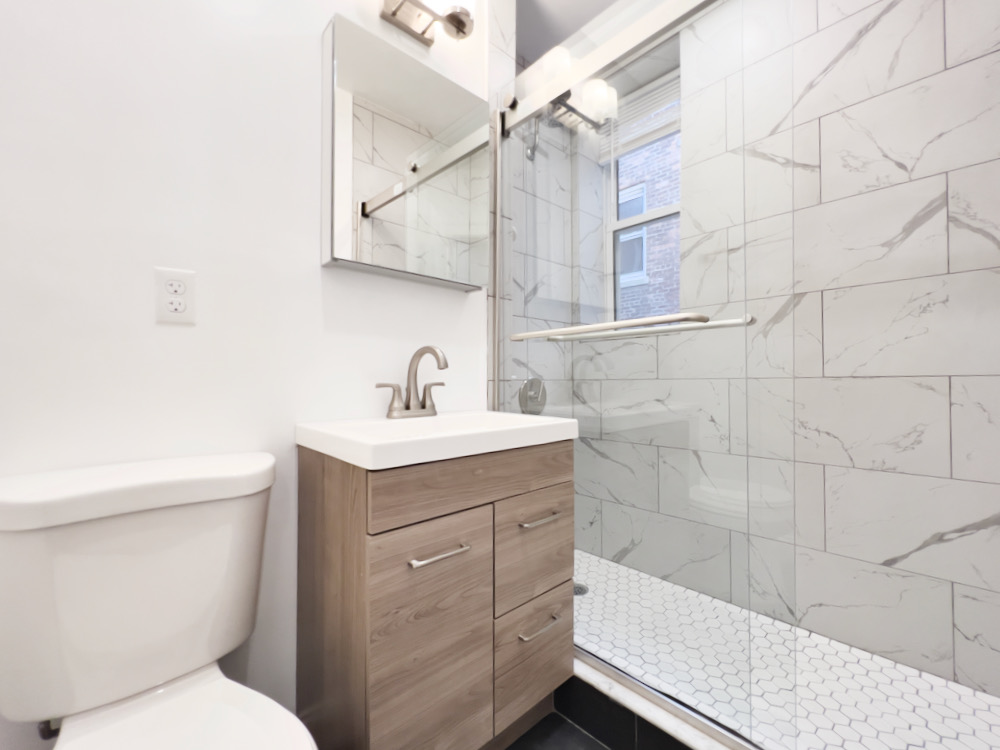 32 Queensberry St, Fenway