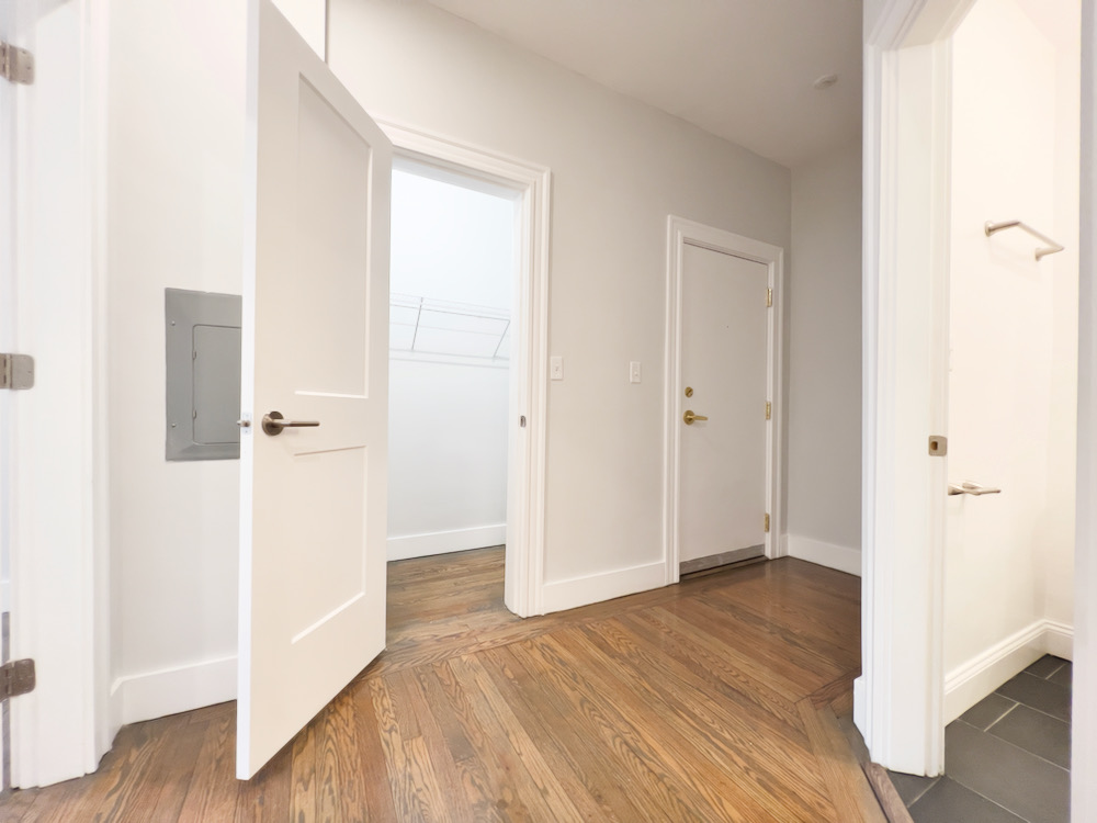 32 Queensberry St, Fenway