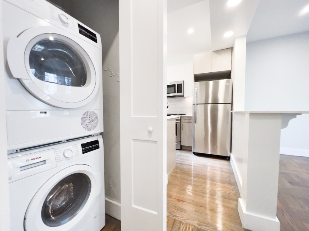 32 Queensberry St, Fenway