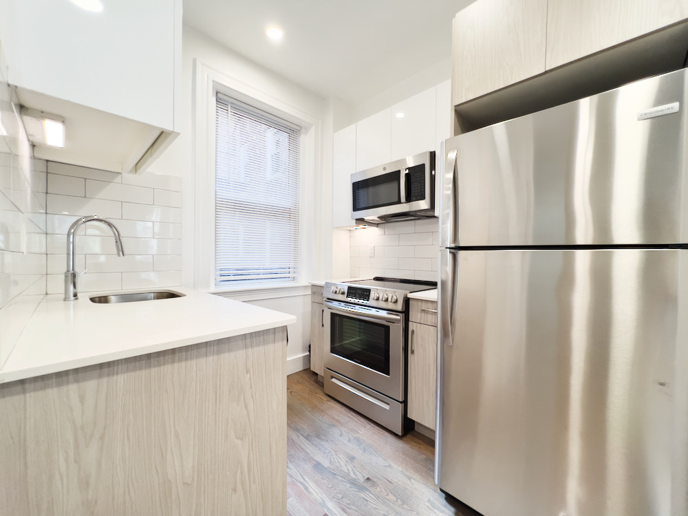 32 Queensberry St, Fenway