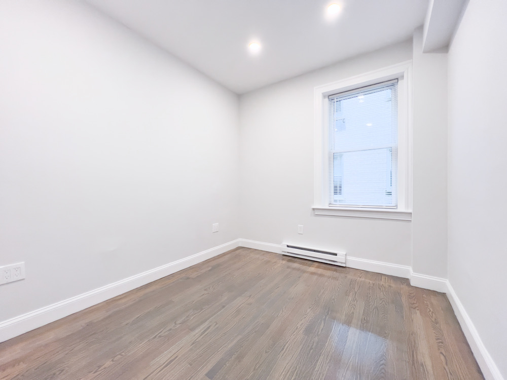 20 Queensberry St, Fenway