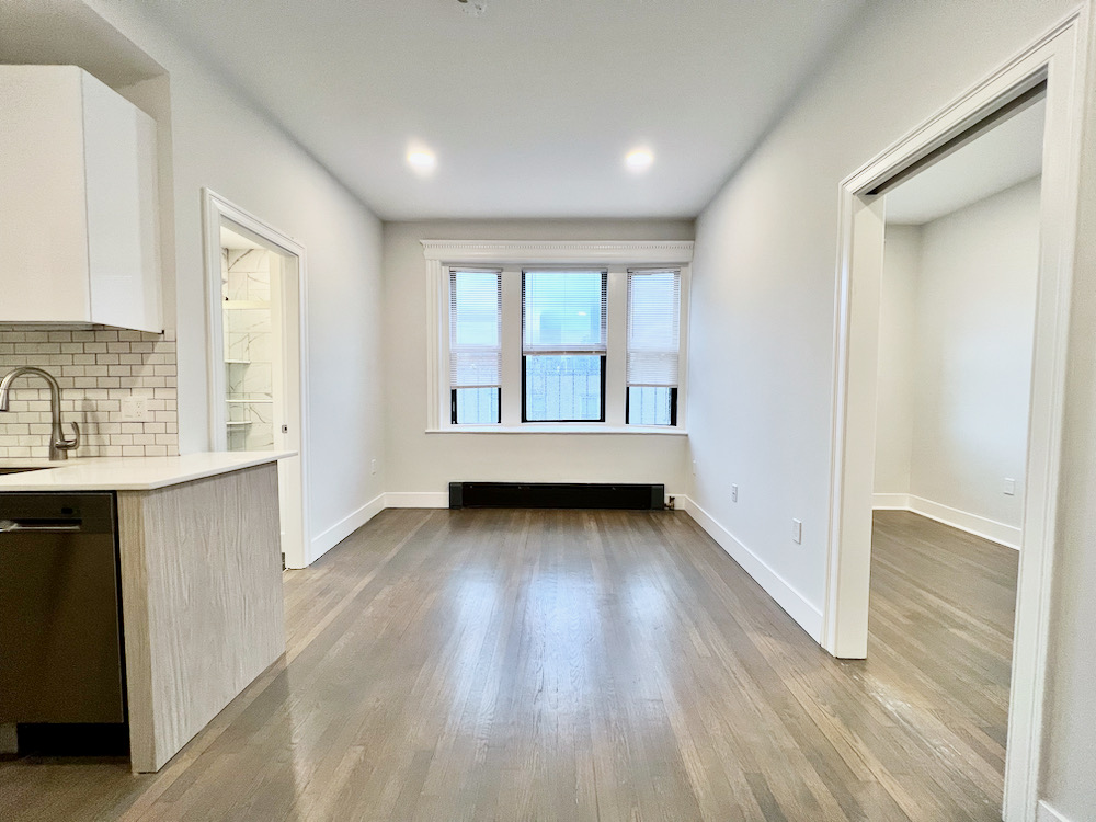 11 Queensberry St, Fenway