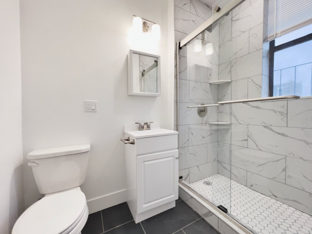 11 Queensberry St, Fenway