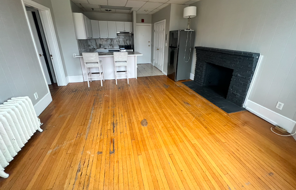 879 Beacon St, Fenway