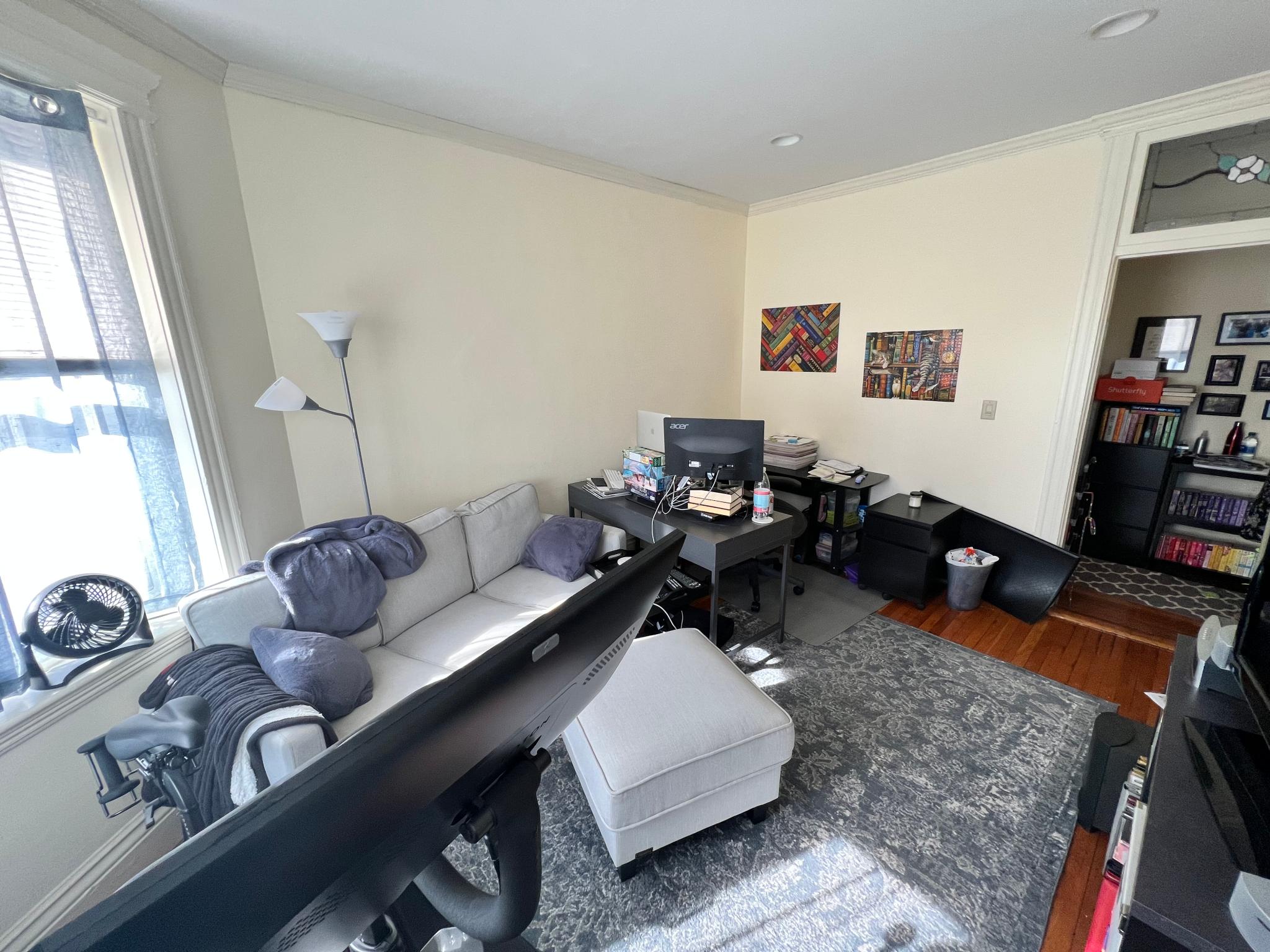 100 Queensberry St, Fenway