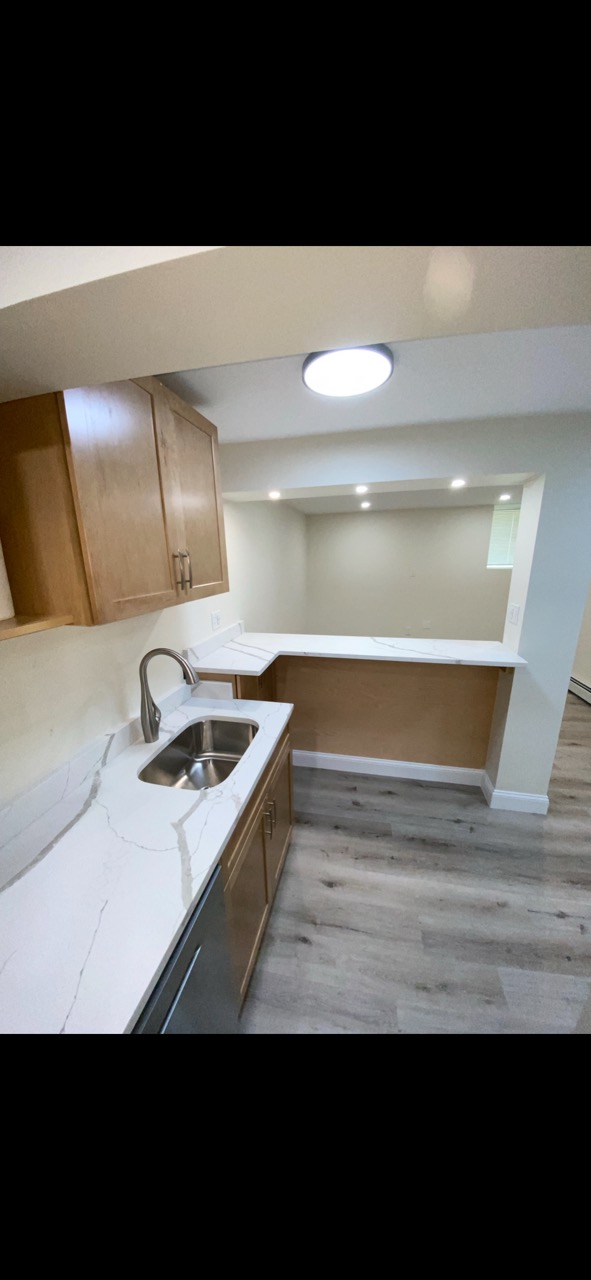 26 Hazelwood St, Roxbury