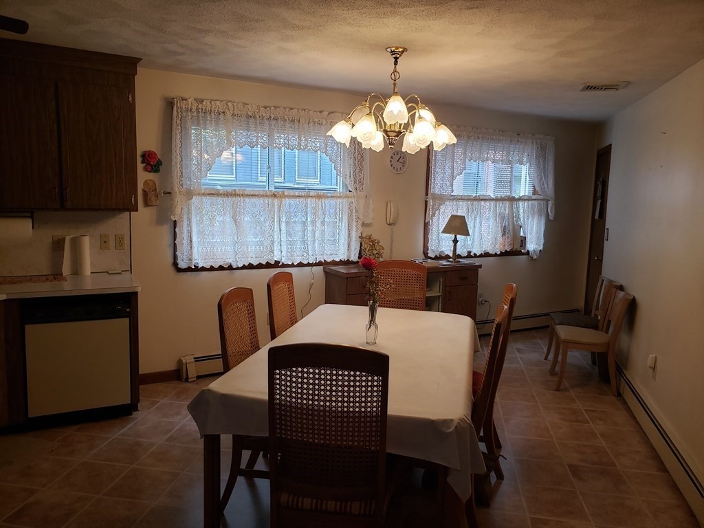 2 bed, 1 bath apartment for rent at 86 Margin St Unit 1, North End — photo 5 of 12