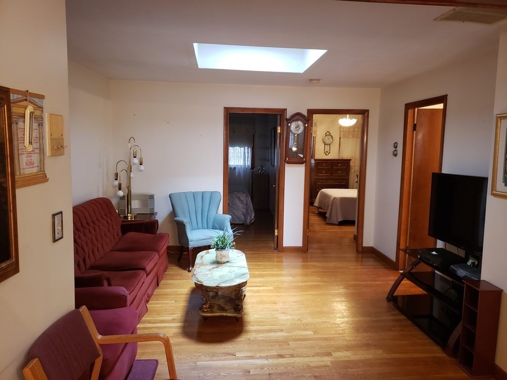 2 bed, 1 bath apartment for rent at 86 Margin St Unit 1, North End