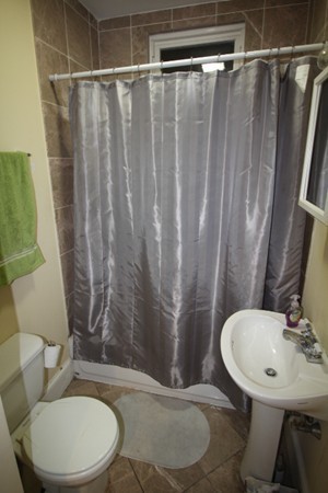 4 bed, 1 bath apartment for rent at 731 Parker St Unit 3A, Mission Hill — photo 11 of 16