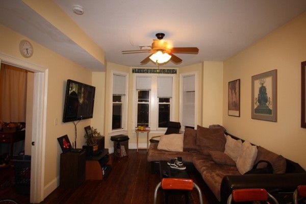 4 bed, 1 bath apartment for rent at 731 Parker St Unit 3A, Mission Hill — photo 8 of 16
