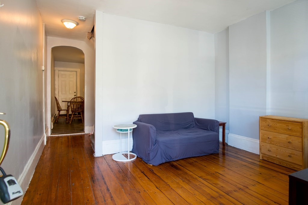 4 bed, 1.5 bath apartment for rent at 68 Hammond St Unit 1, South End — photo 9 of 17