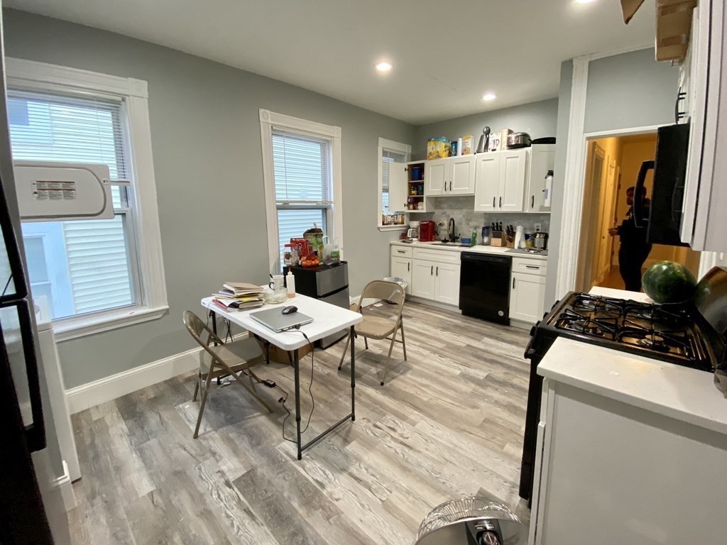 3 bed, 1 bath apartment for rent at 3 Oswald St Unit 1, Mission Hill