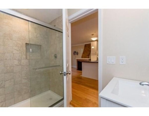 105 Brookline St, South End