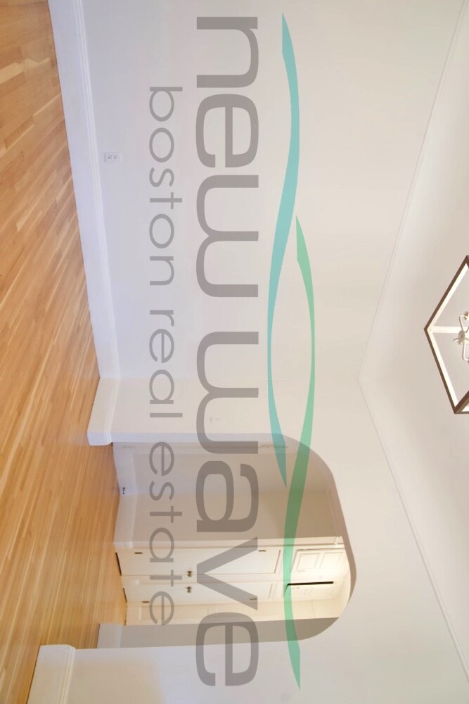 290 Commonwealth Ave, Back Bay