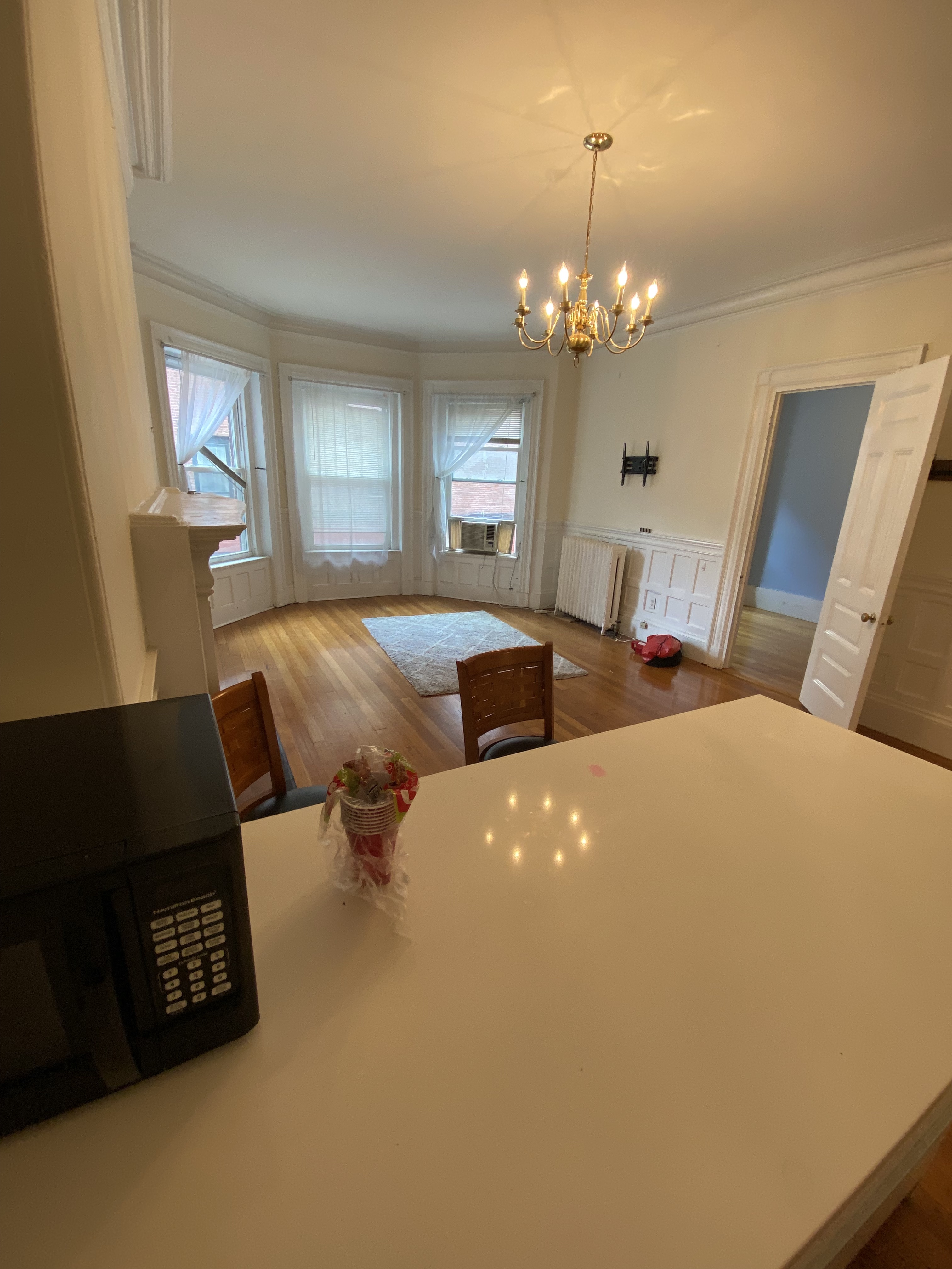 869 Beacon St, Fenway