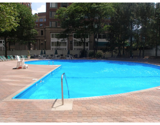 65 India Row, North End