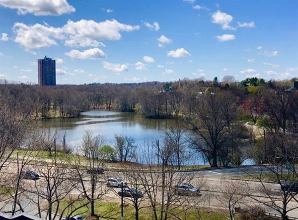 10 Jamaicaway, Jamaica Plain