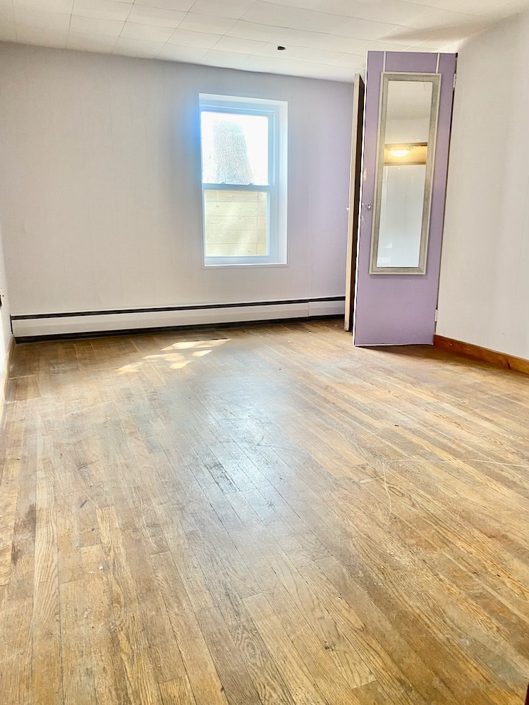 231 Gladstone St, East Boston