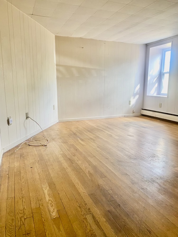 231 Gladstone St, East Boston