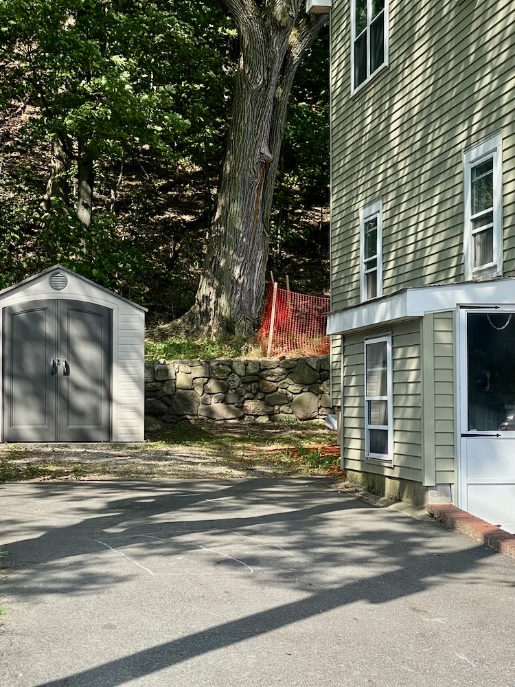 231 Gladstone St, East Boston