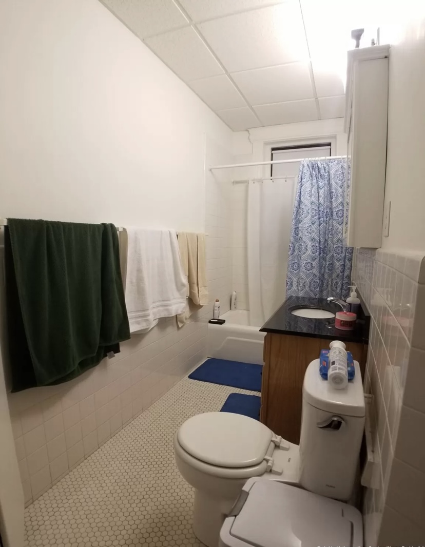 1139 Commonwealth Ave, Allston