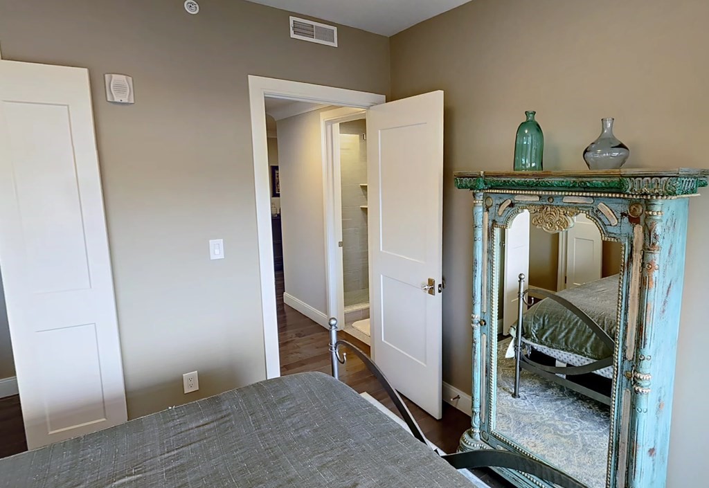 100 State St, Downtown