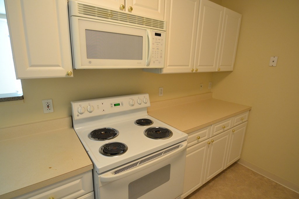 75 Peterborough St, Fenway