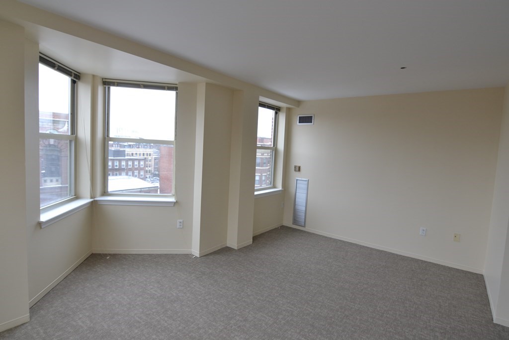 75 Peterborough St, Fenway