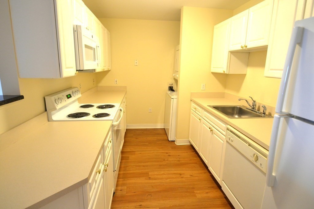 75 Peterborough St, Fenway