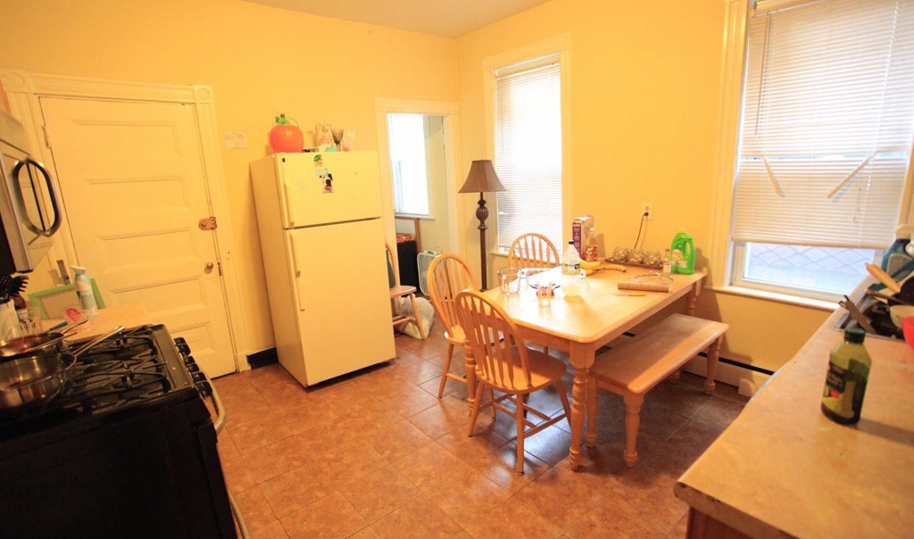 36 Cherokee St, Mission Hill