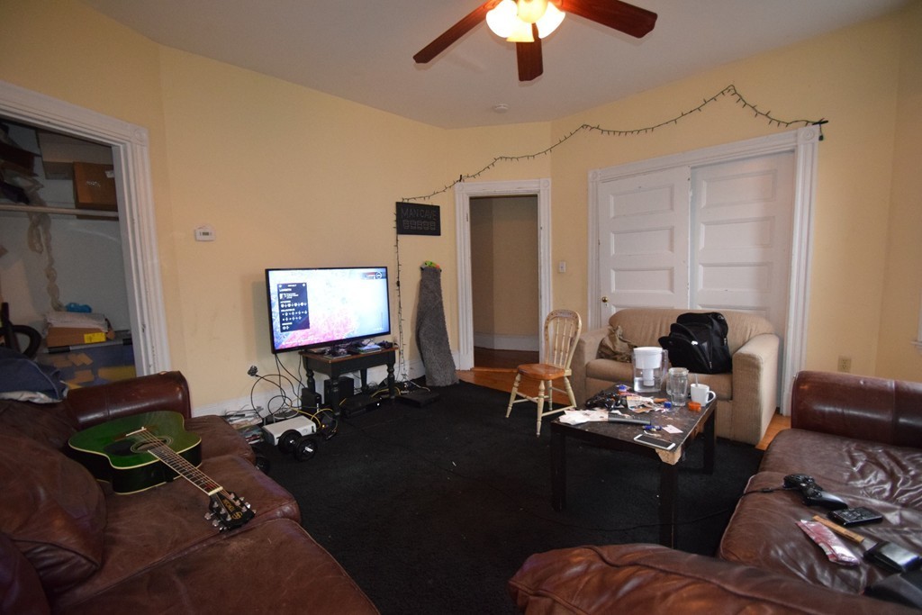 36 Cherokee St, Mission Hill