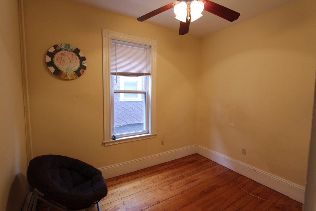 36 Cherokee St, Mission Hill