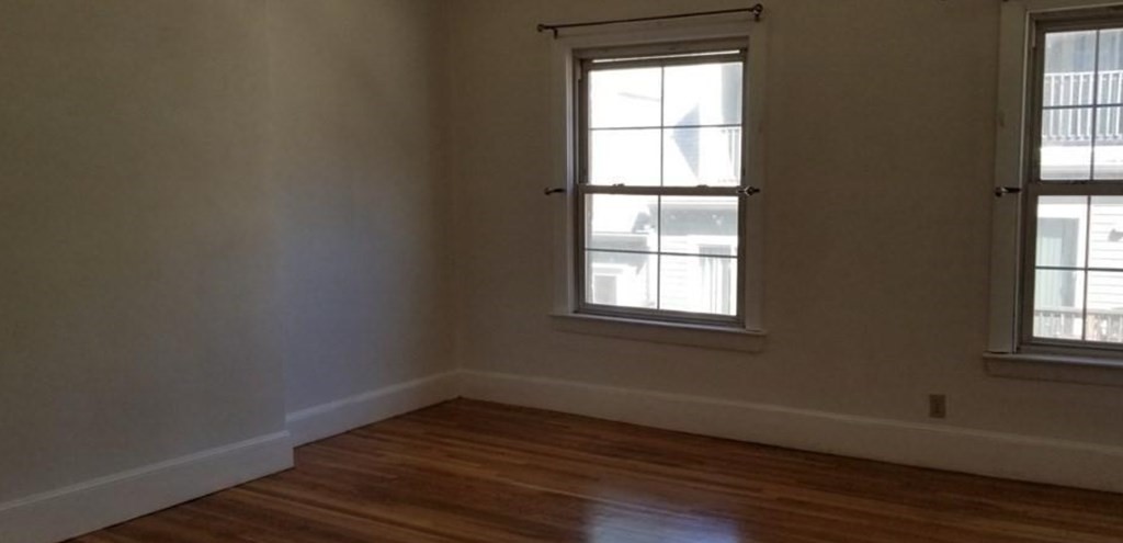 8 Sewall St, Mission Hill