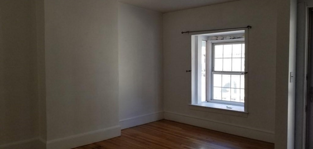 8 Sewall St, Mission Hill