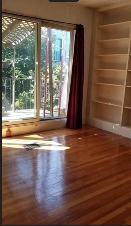 8 Sewall St, Mission Hill