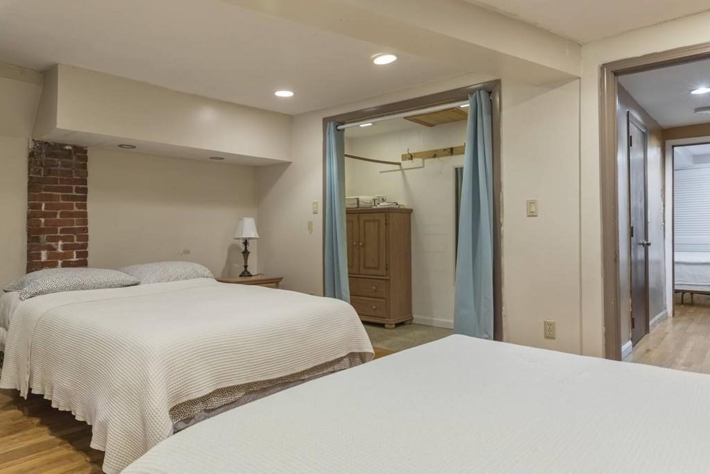 24 Worthington St, Fenway