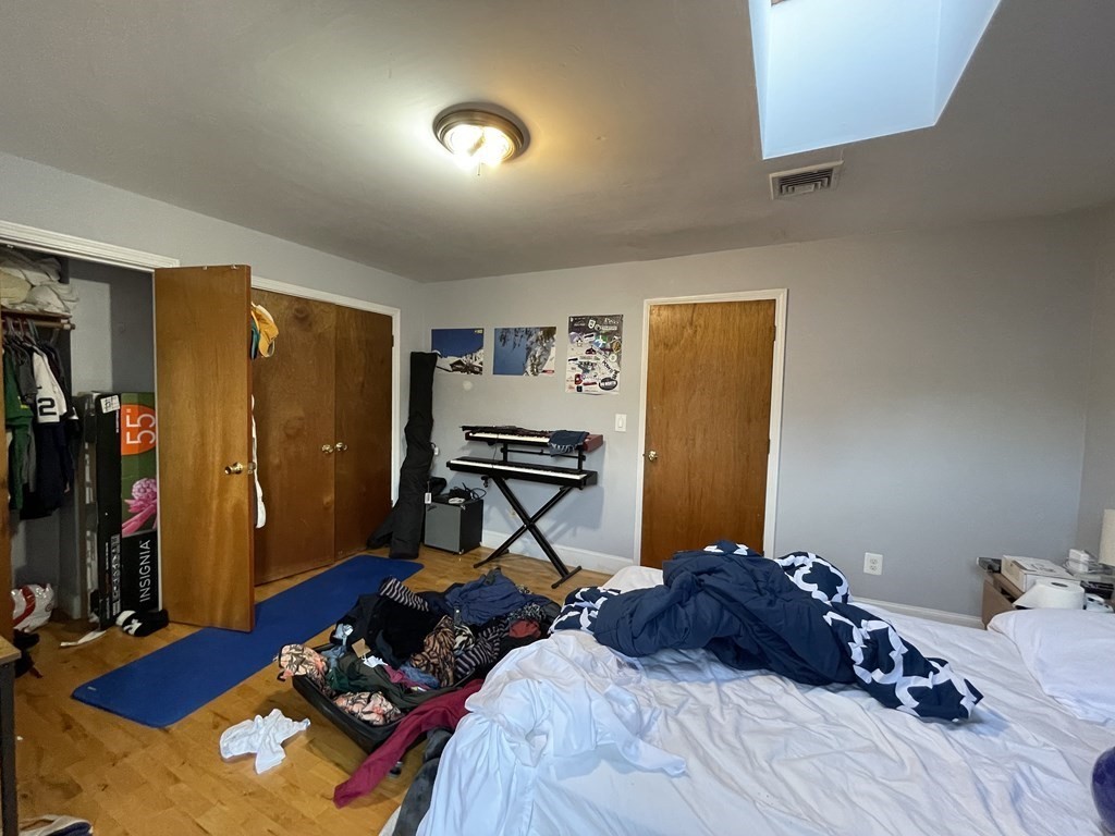 24 Worthington St, Mission Hill