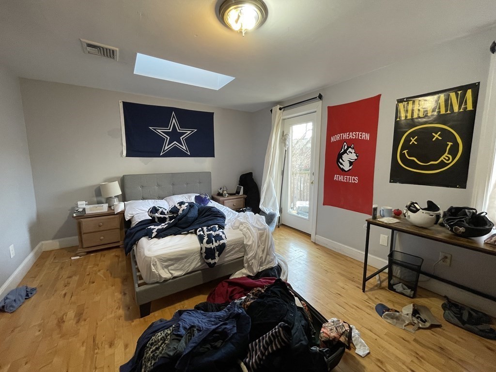 24 Worthington St, Mission Hill