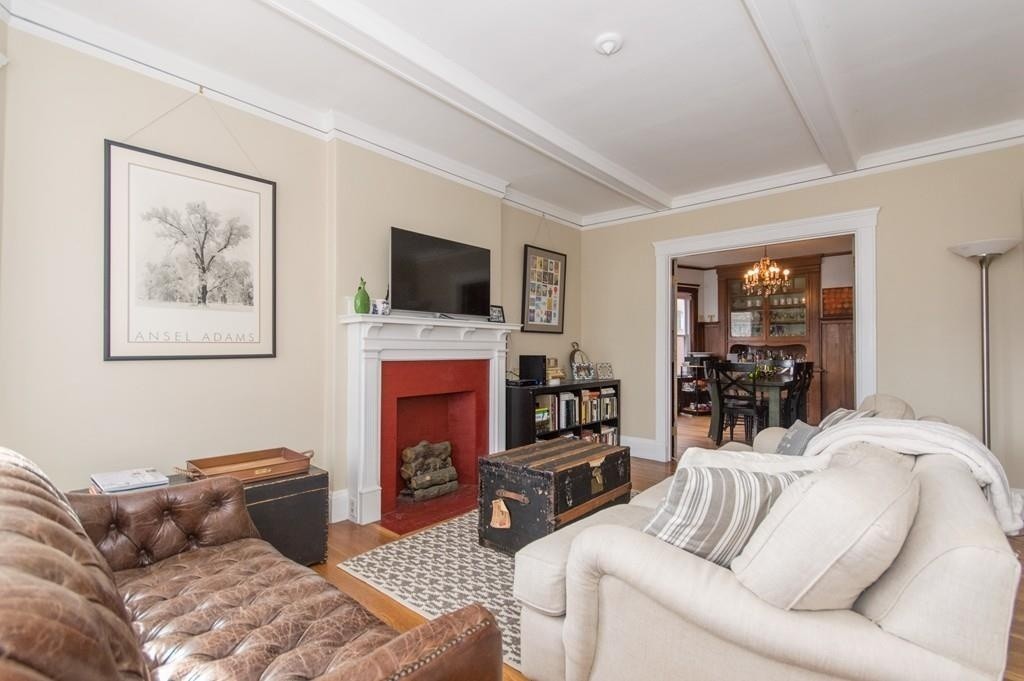 419 Huntington Ave, Jamaica Plain