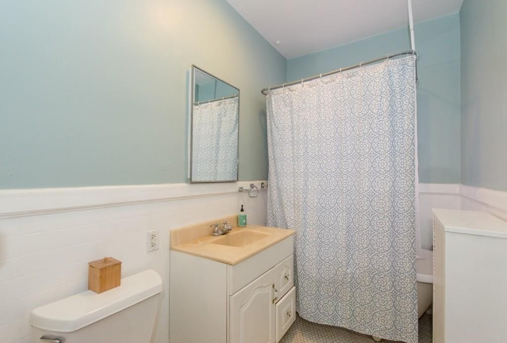 419 Huntington Ave, Jamaica Plain