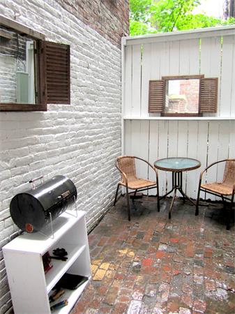 3 Goodwin Pl, Back Bay