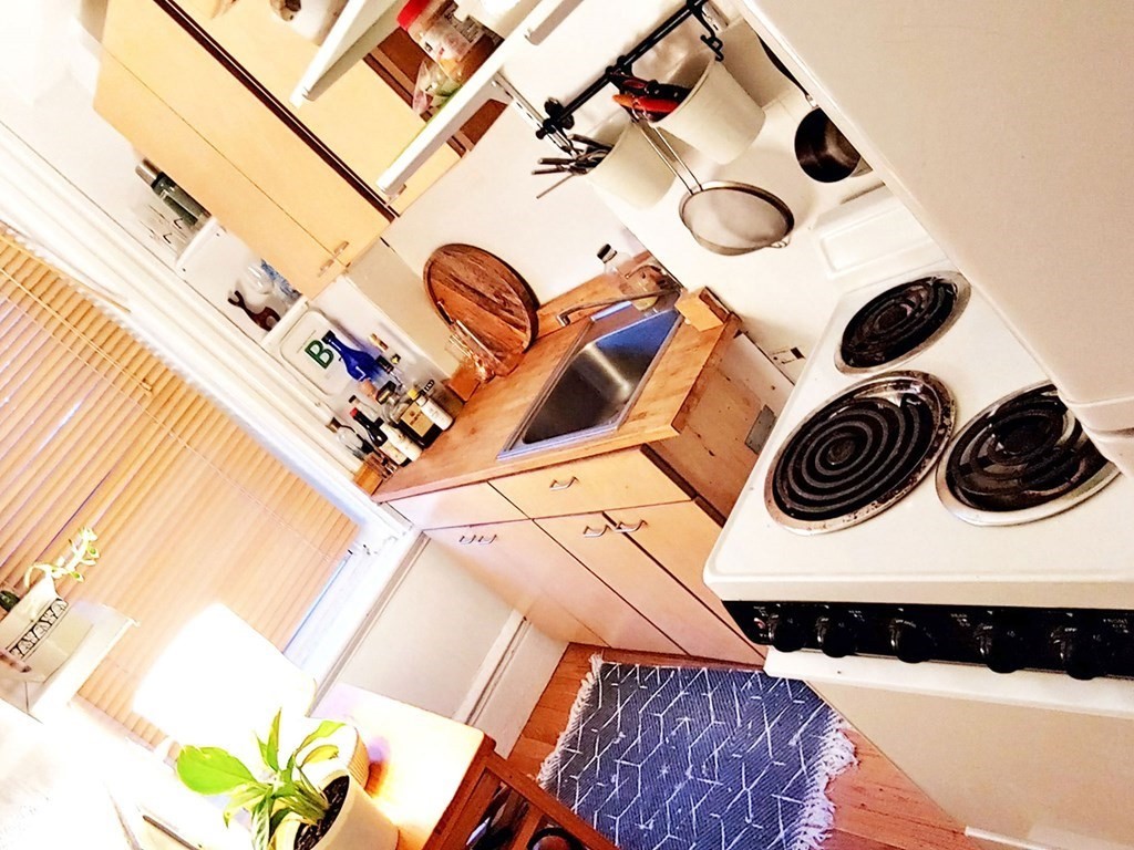 95 West Cedar St, Beacon Hill