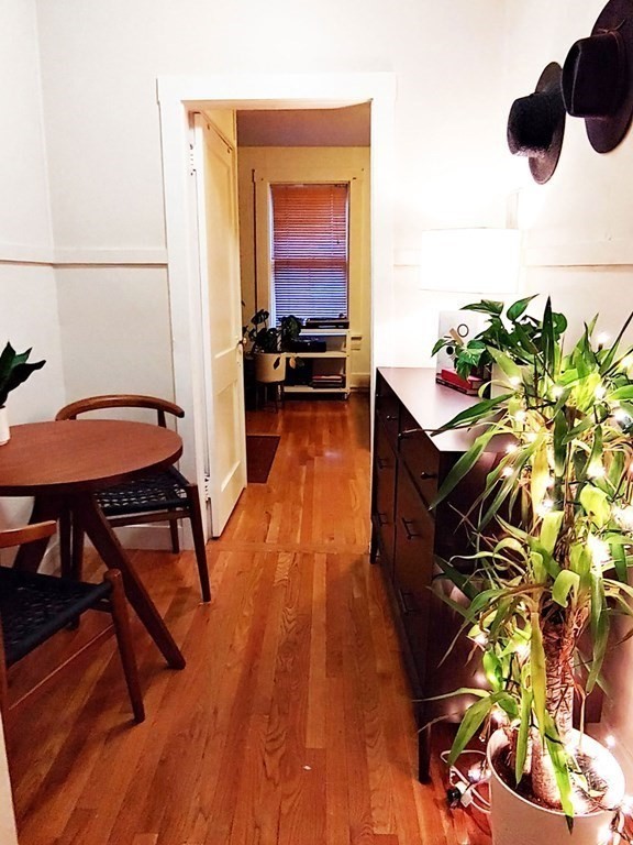 95 West Cedar St, Beacon Hill