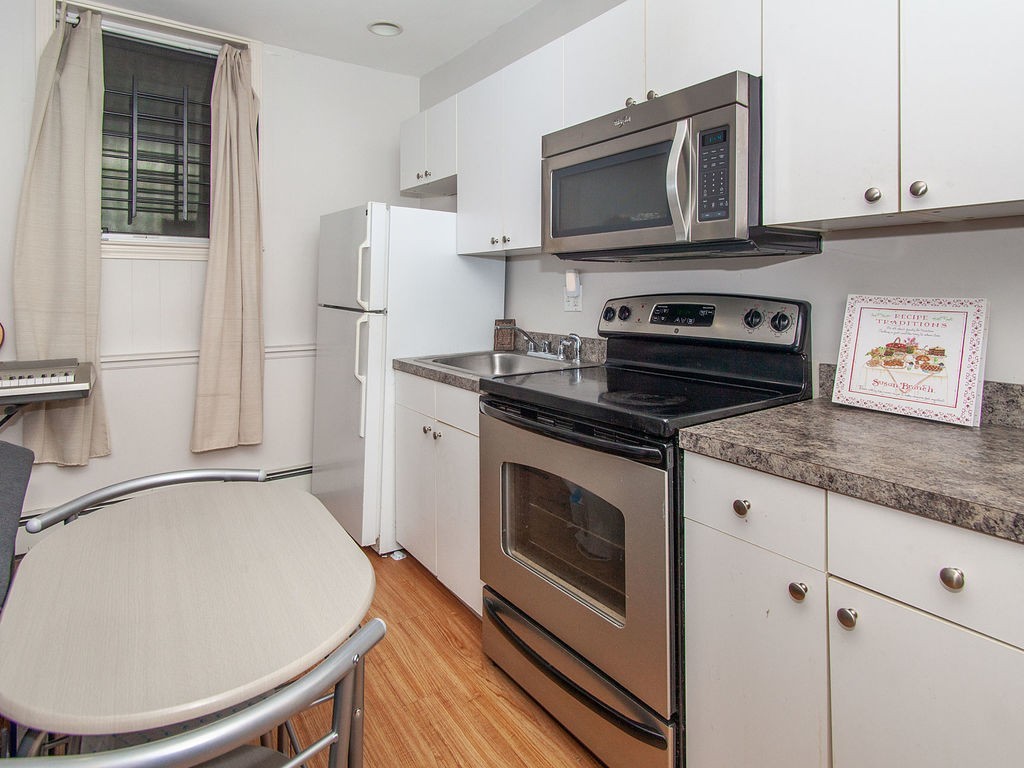 21 Aberdeen St, Fenway